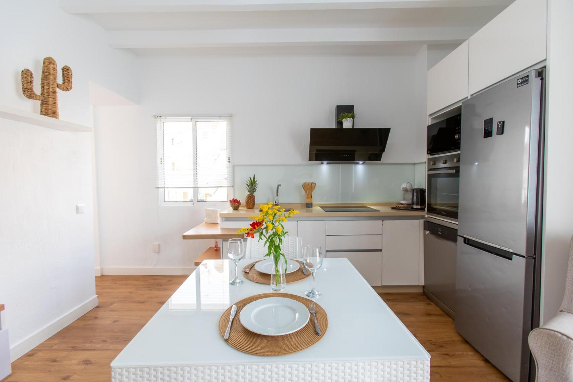 Boutique Rooms Playa Burriana Nerja Zewnętrze zdjęcie