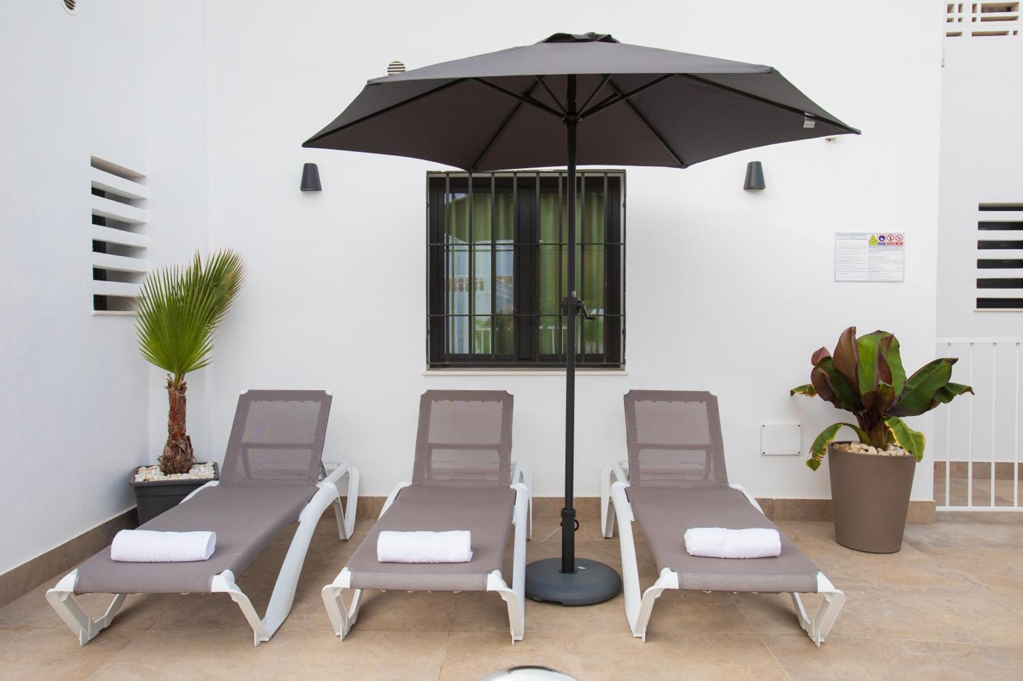 Boutique Rooms Playa Burriana Nerja Zewnętrze zdjęcie
