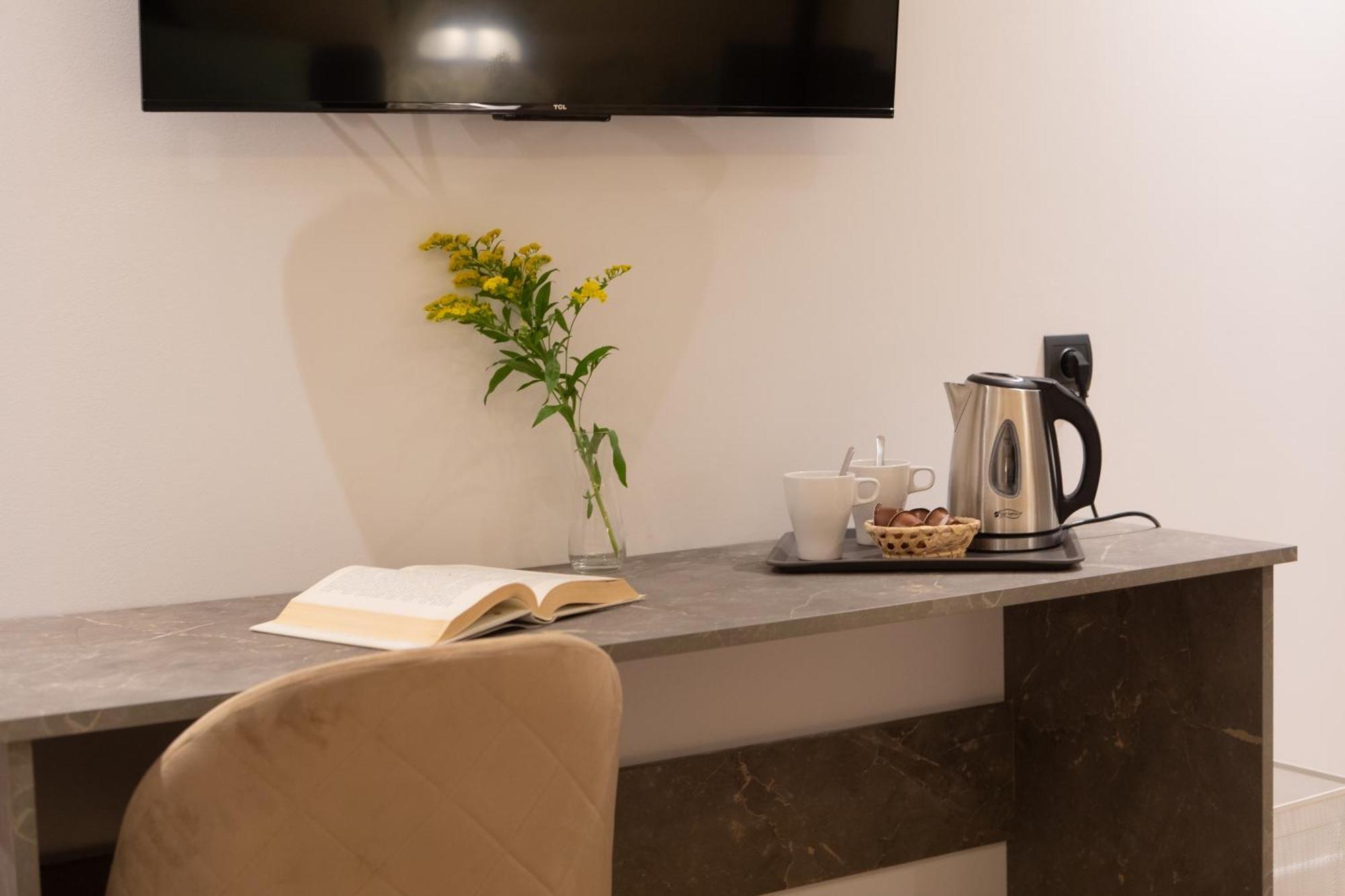 Boutique Rooms Playa Burriana Nerja Zewnętrze zdjęcie